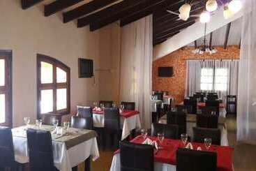 هتل Sanagasta Hosteria