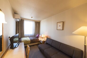 Sky Hotel Uozu