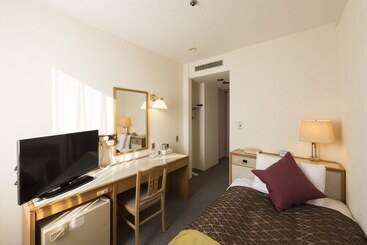 Sky Hotel Uozu