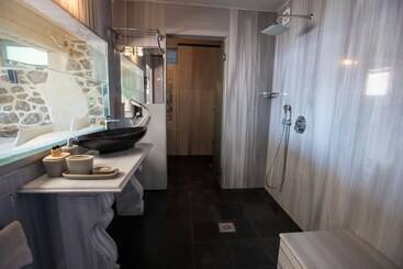 Beyaz Yunus Hotel   Adult Only