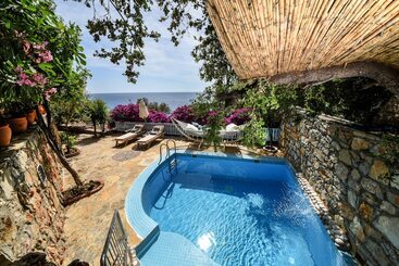 Beyaz Yunus Hotel   Adult Only