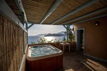 Beyaz Yunus Hotel   Adult Only