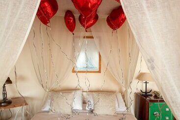 Beyaz Yunus Hotel   Adult Only