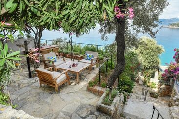 Beyaz Yunus Hotel   Adult Only