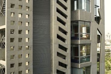 هتل Bossa Nova Beirut