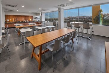هتل City Express By Marriott Ensenada