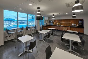 هتل City Express By Marriott Ensenada
