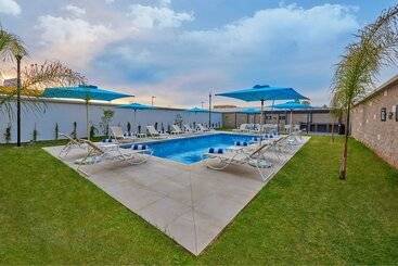 هتل City Express By Marriott Ensenada