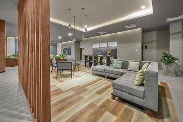 هتل City Express Plus By Marriott Tijuana
