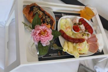 Garni Hotel 11tica Dm