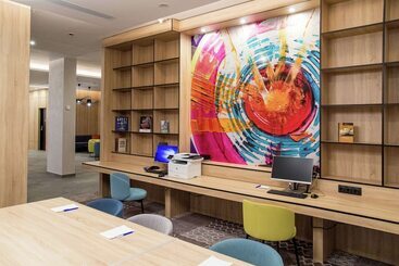 בית מלון כפרי Hampton By Hilton Brest