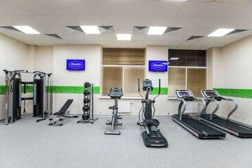 בית מלון כפרי Hampton By Hilton Brest