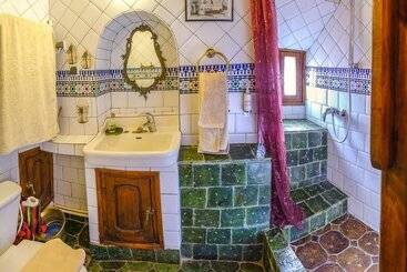 هتل Hôtel Riad Dar Daïf