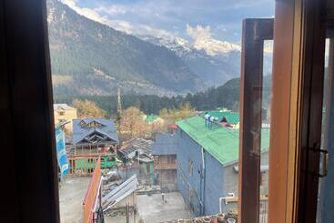 هتل La Voglia Old Manali