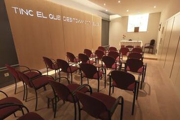 هتل Les Clarisses Boutique