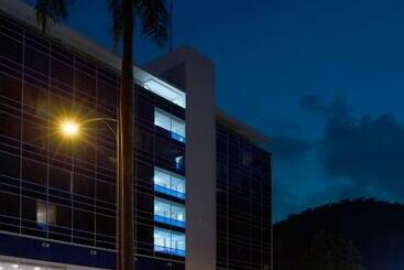 هتل Marriott Maracay Golf Resort