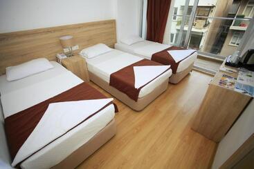 هتل The Marmaris Boutique