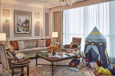 هتل The St. Regis Zhuhai
