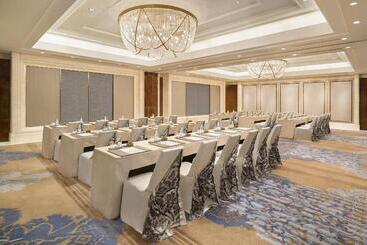 هتل The St. Regis Zhuhai
