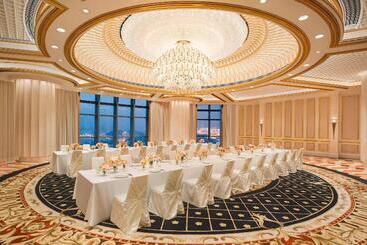 هتل The St. Regis Zhuhai