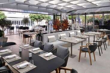 هتل The Dubai Mall Residences