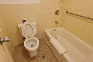 Surestay Hotel By Best Western Guam Airport South