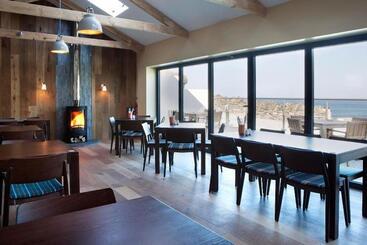 ユースホステル Port William Inn