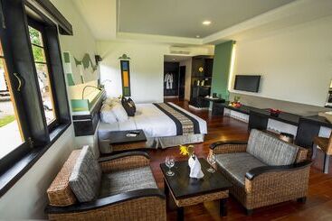هتل Amazing Inlay Resort