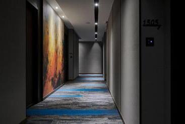 هتل Harbour 10
