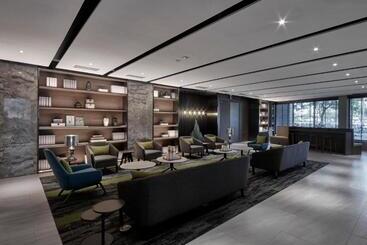هتل Harbour 10