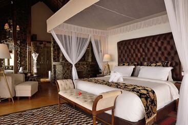 هتل Lake Manyara Kilima Moja Lodge