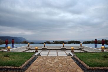 هتل Lake Manyara Kilima Moja Lodge