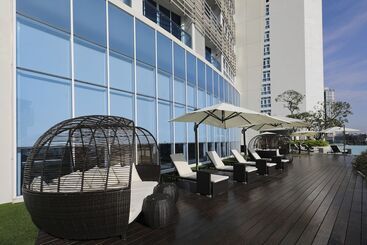 هتل Pinetree Marina Resort