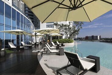 هتل Pinetree Marina Resort