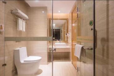 هتل Vienna  Shenzhen Honghu Branch