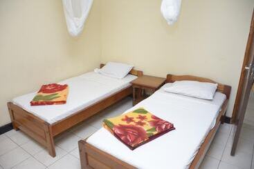 Keys Hotel Mbokomu Branch