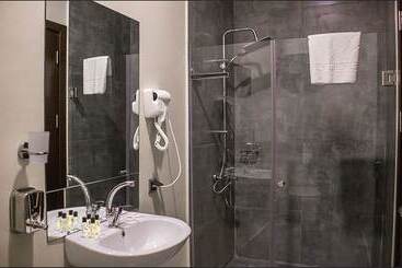 Legend Business Hotel Batumi