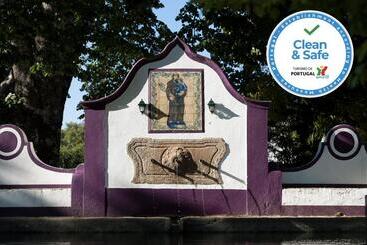 پانسیون Quinta Da Dourada