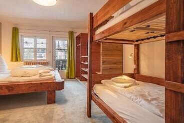 پانسیون Ron´s Guesthouse