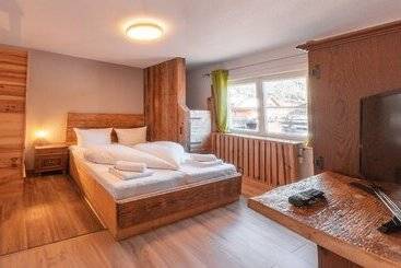 پانسیون Ron´s Guesthouse