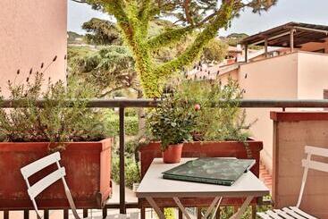 Residenza Turistico Alberghiera Corallo