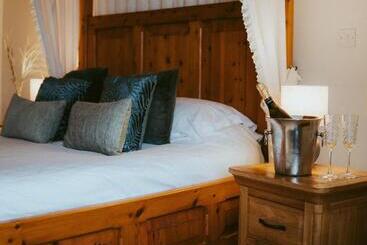 هاستل The Heathfield Inn