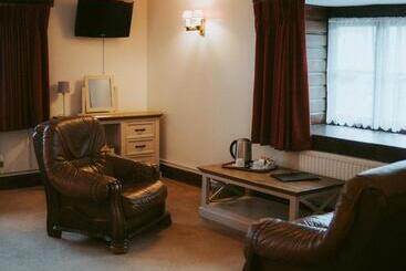 هاستل The Heathfield Inn