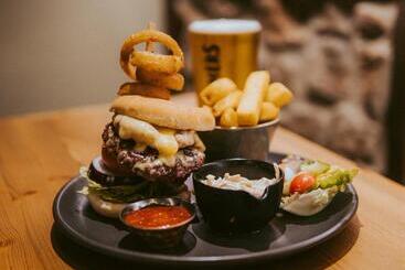 هاستل The Heathfield Inn