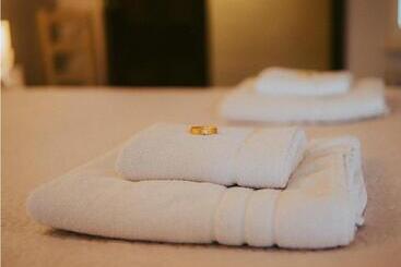 هاستل The Heathfield Inn