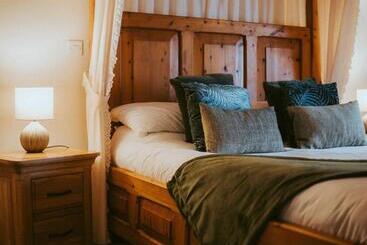 هاستل The Heathfield Inn