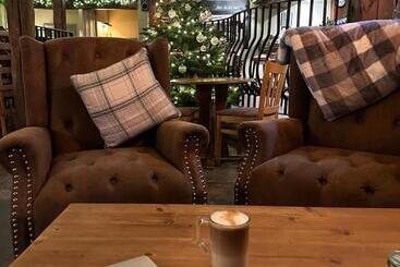 هاستل The Heathfield Inn