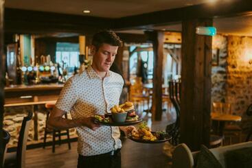 هاستل The Heathfield Inn
