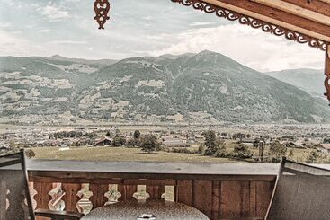 Aster Boutique Hotel & Chalets