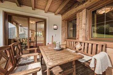 Aster Boutique Hotel & Chalets